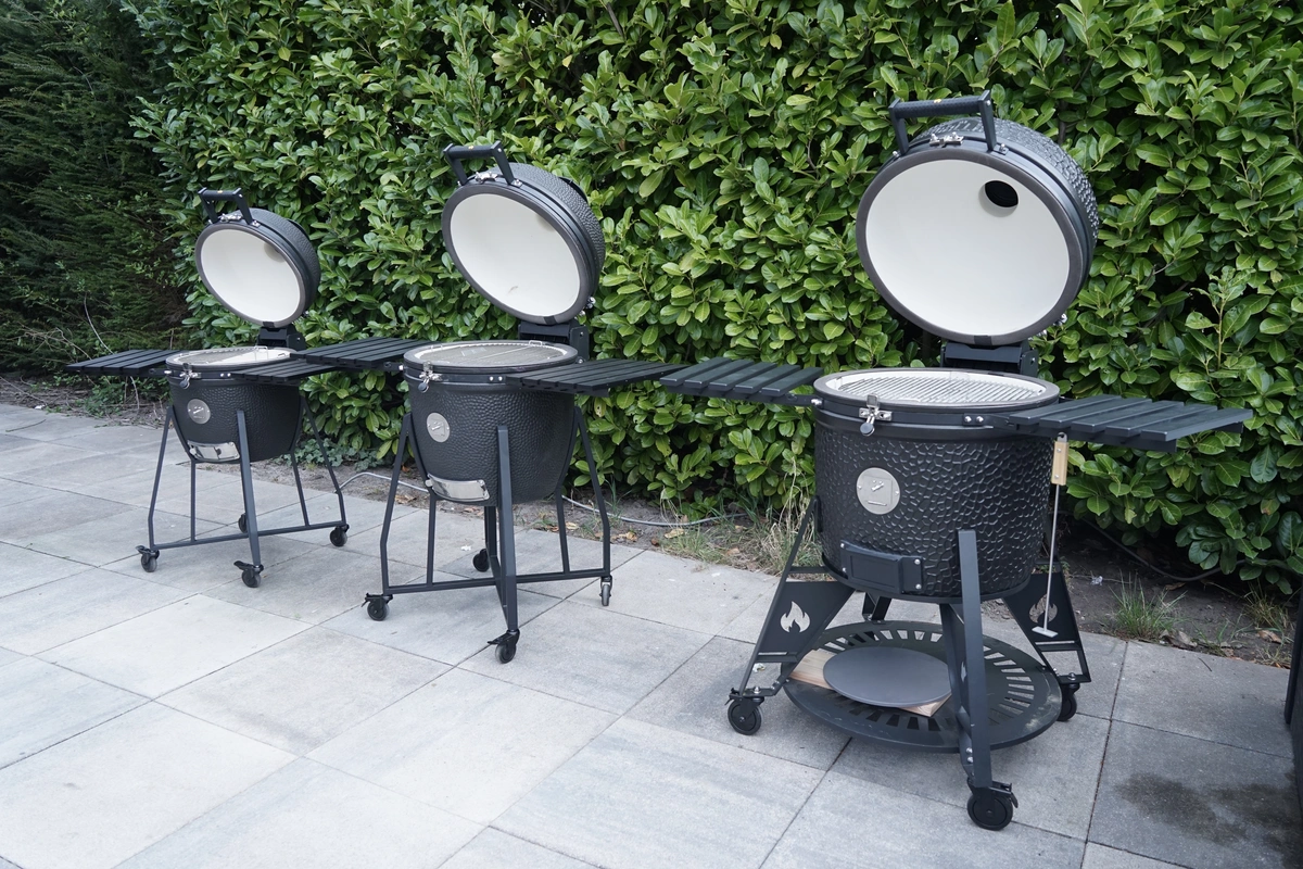 GRLLR Ember Pro | Charcoal Black sfeer, GRLLR, BBQkopen