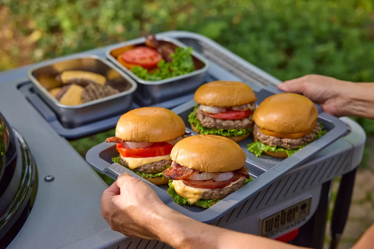 Houtskool bbq performer premium smart 57 details caddy, Weber, bbqkopen.nl