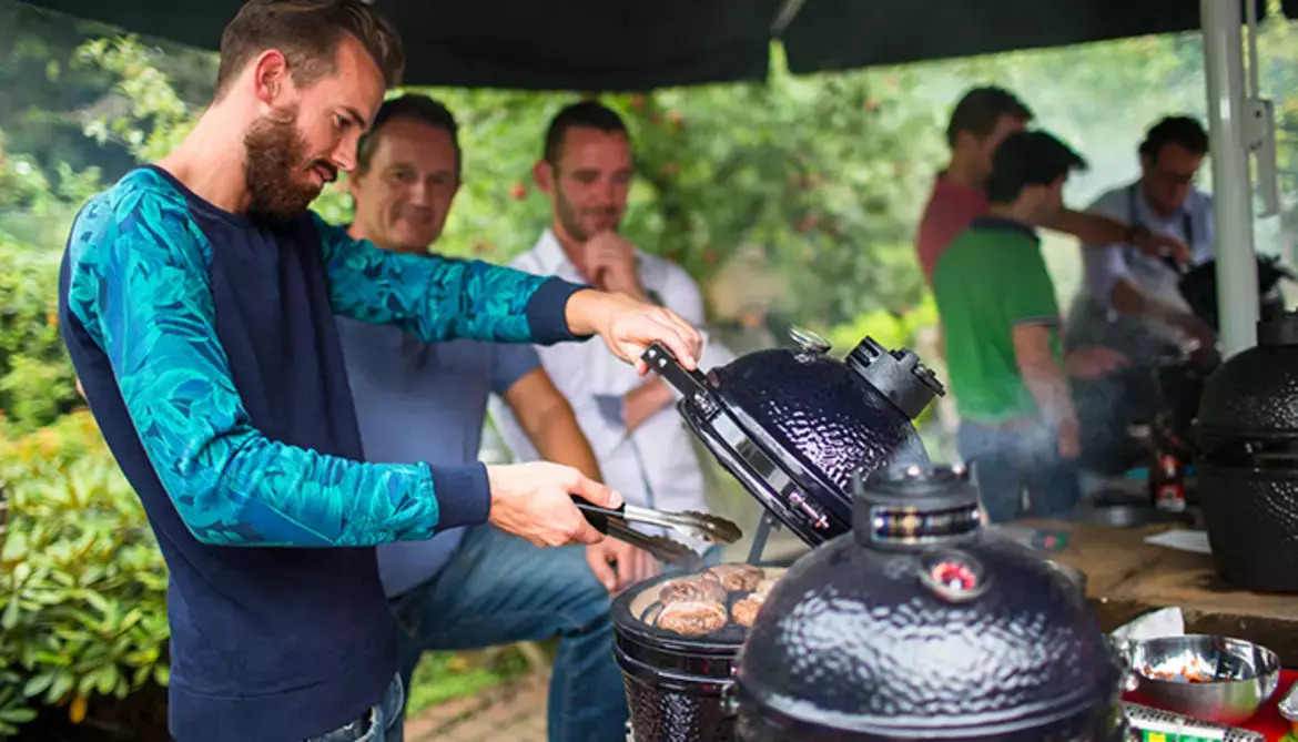 the bastard bbq burger flipper